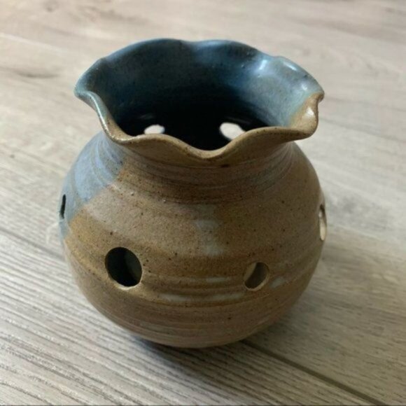 Vintage studio pottery artist singed candle holder - Picture 1 of 6